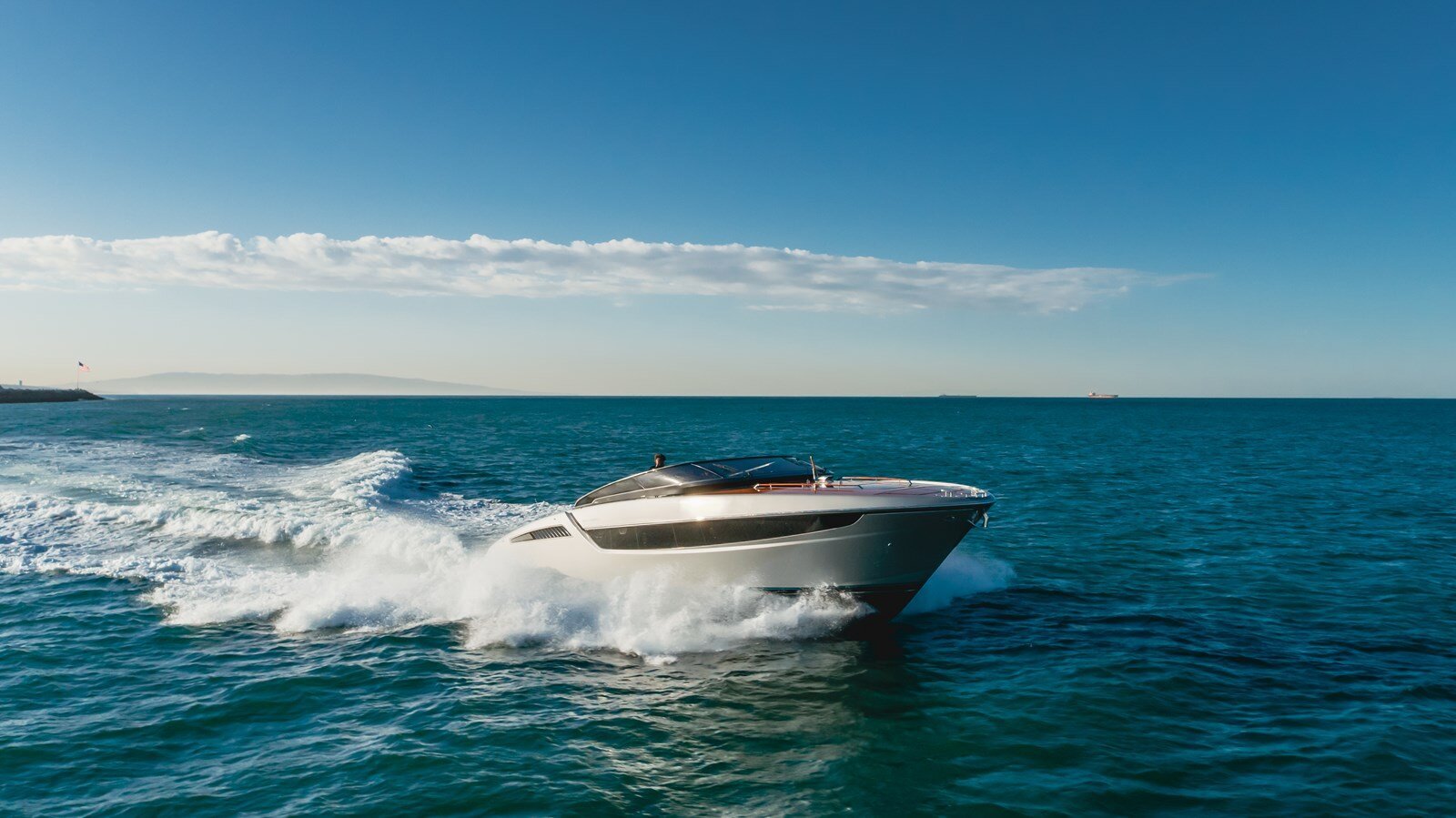 2020-riva-48-1-f84db7