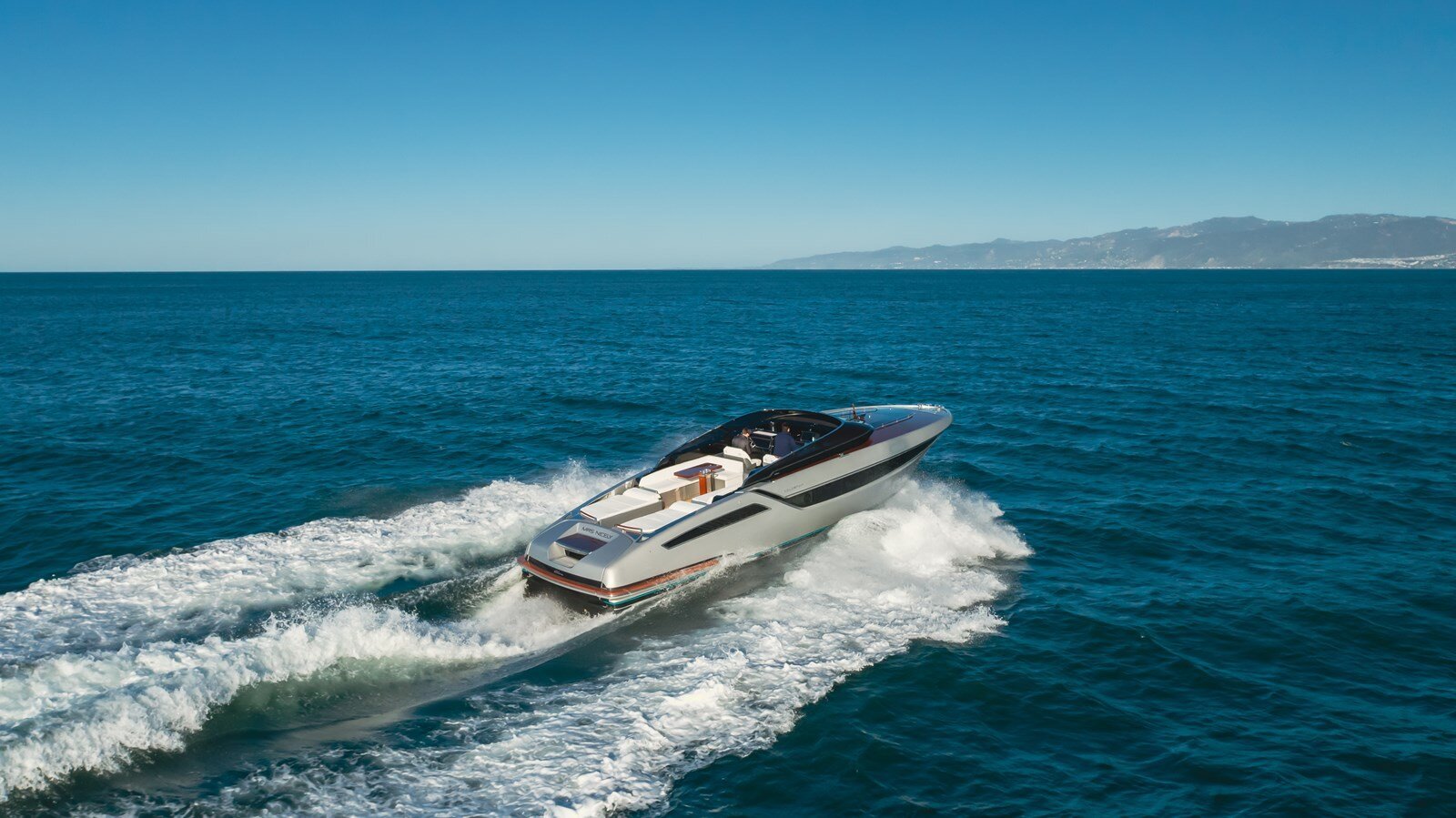 2020-riva-48-1-f84db7