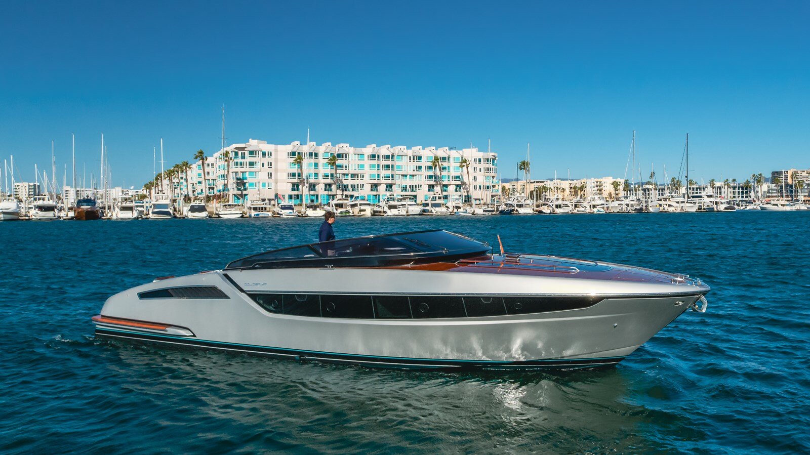 2020-riva-48-9ad9cd