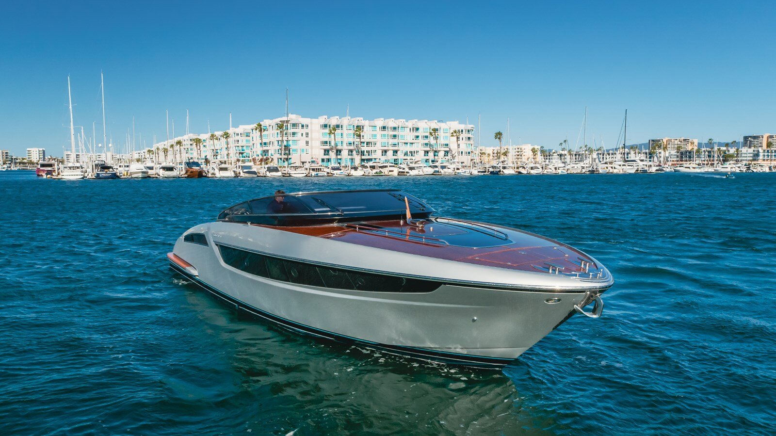 2020-riva-48-9ad9cd