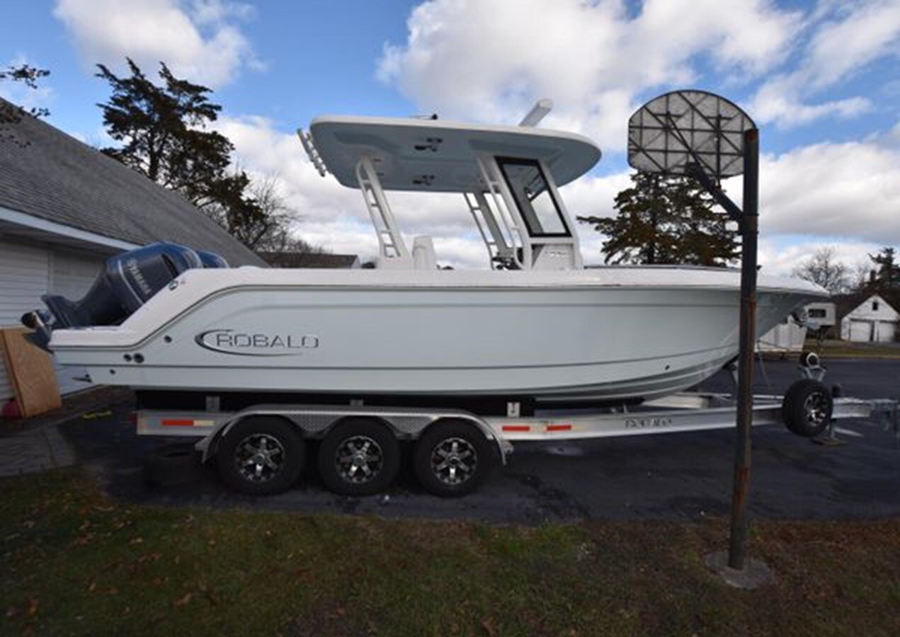 2020-robalo-27-6-c92e64