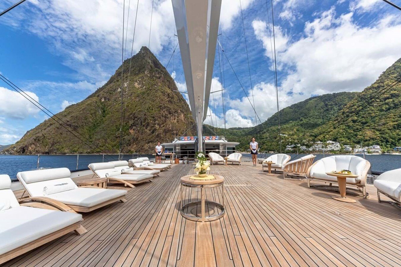 2020 ROYAL HUISMAN 265' 9