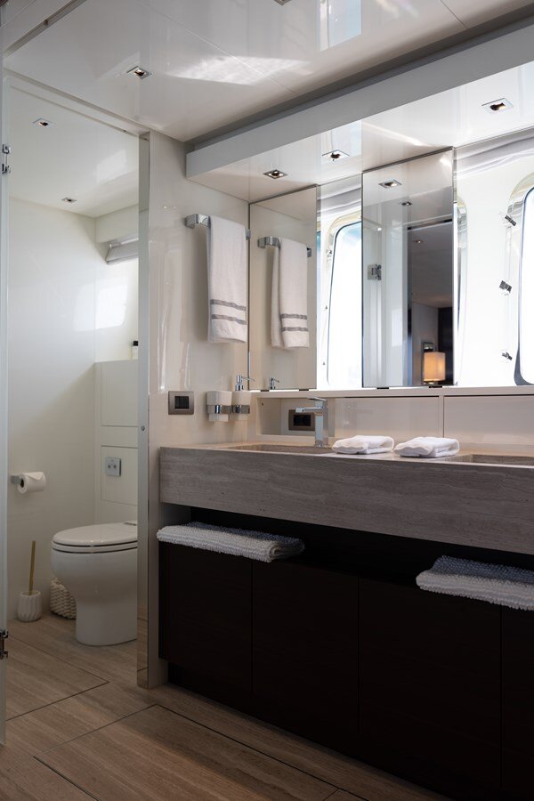 2020-sanlorenzo-78-10-27f707