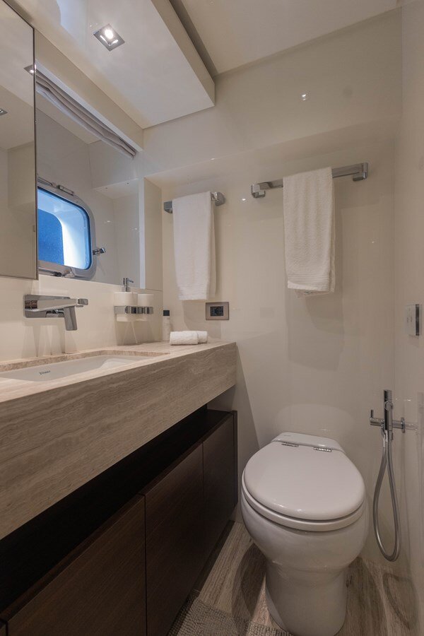 2020-sanlorenzo-78-10-27f707