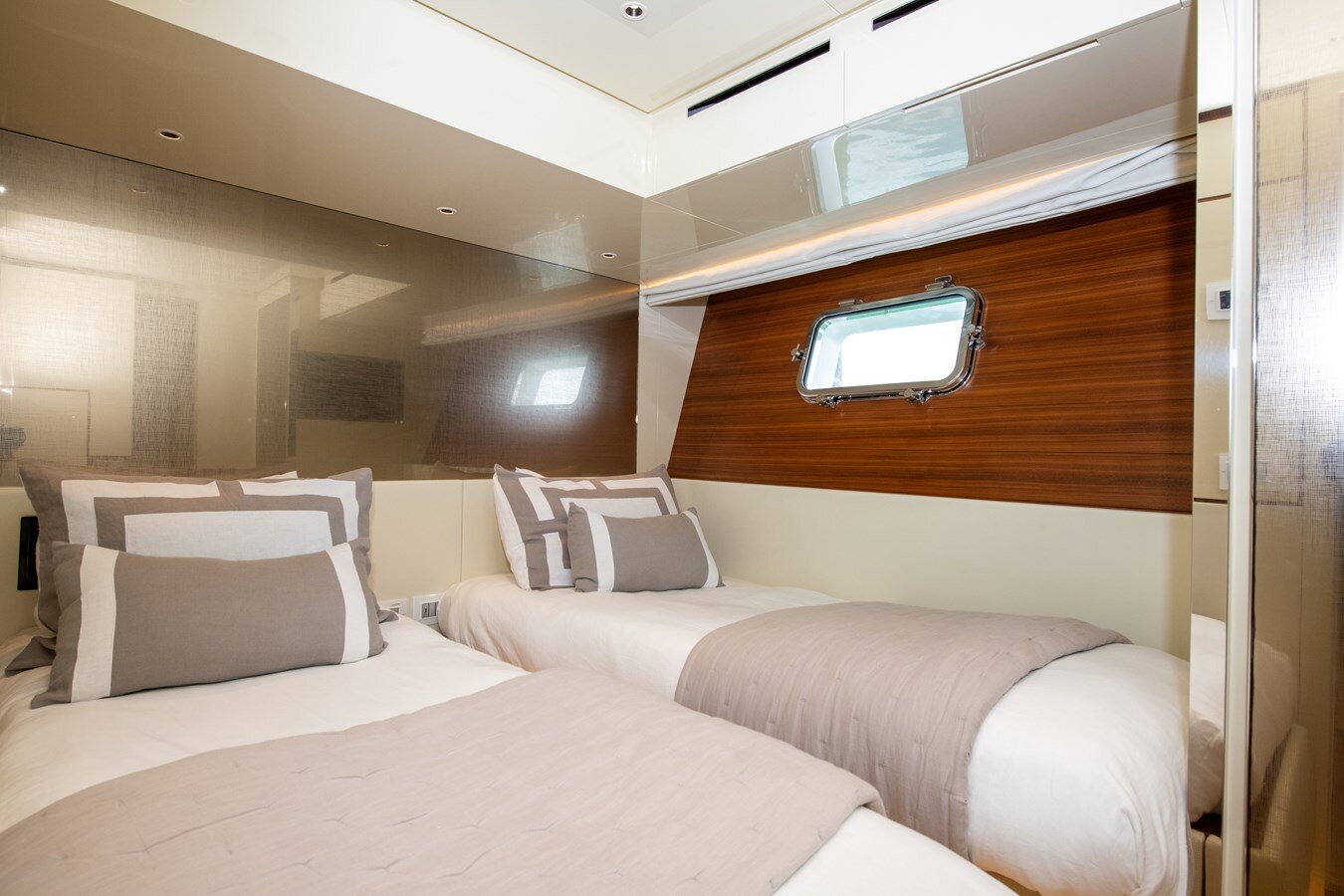 2020-sanlorenzo-88-e45cb8