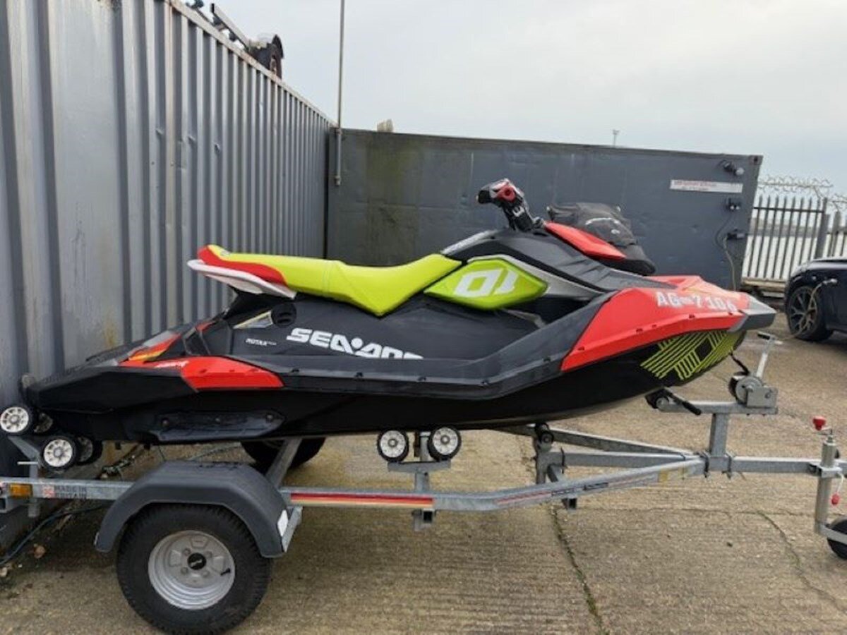 2020-sea-doo-10-6-3bddea