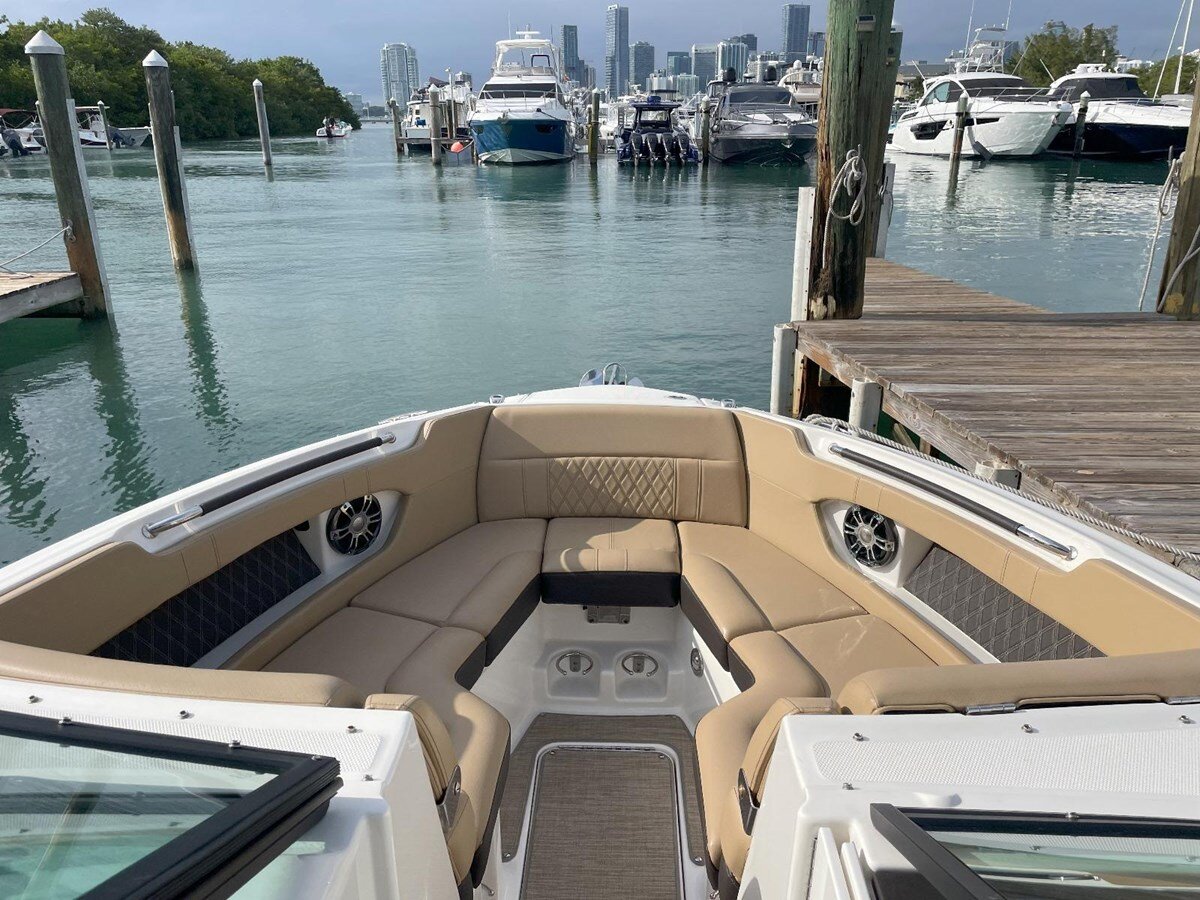 2020-sea-ray-28-6-ae5367