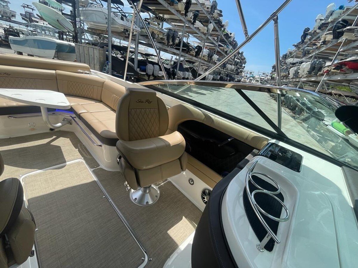 2020-sea-ray-28-6-ae5367