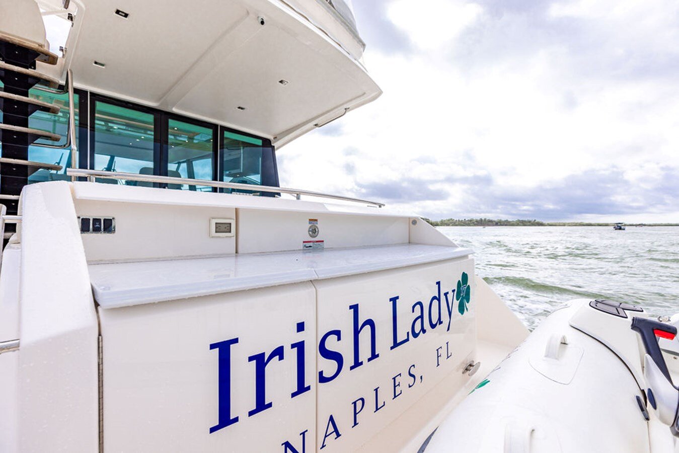 2020-tiara-53-806dad