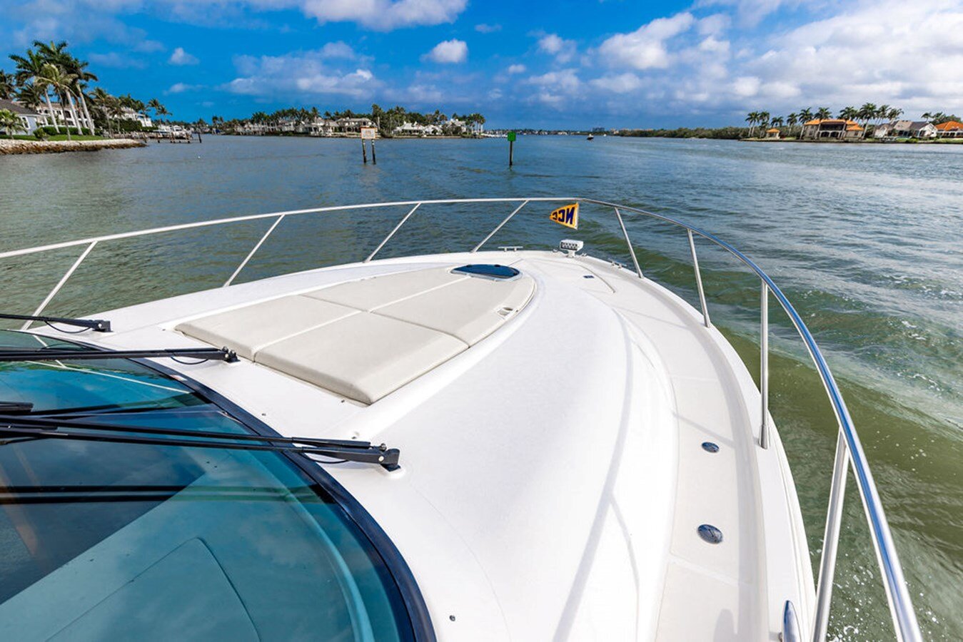 2020-tiara-53-806dad