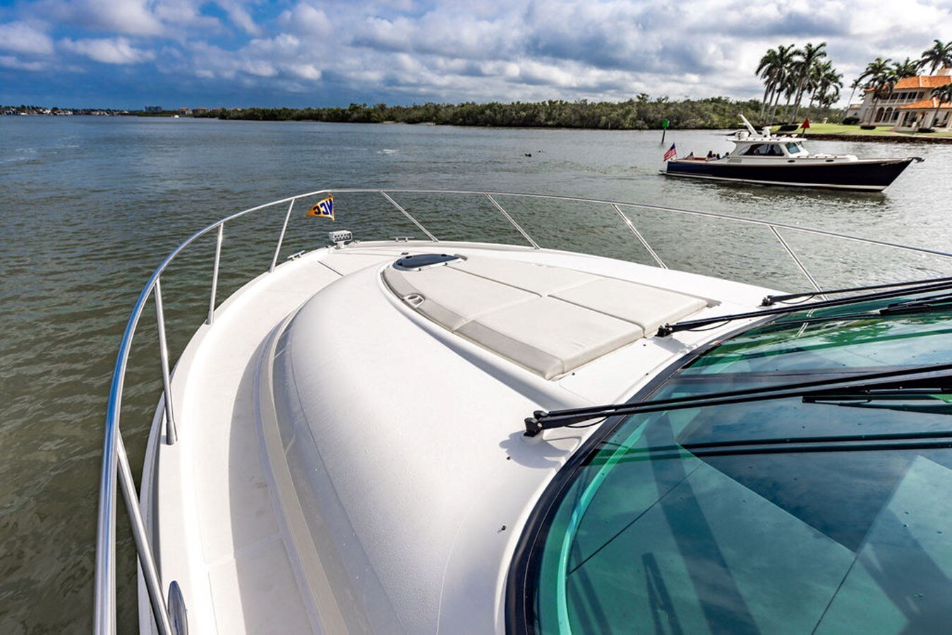 2020-tiara-53-806dad