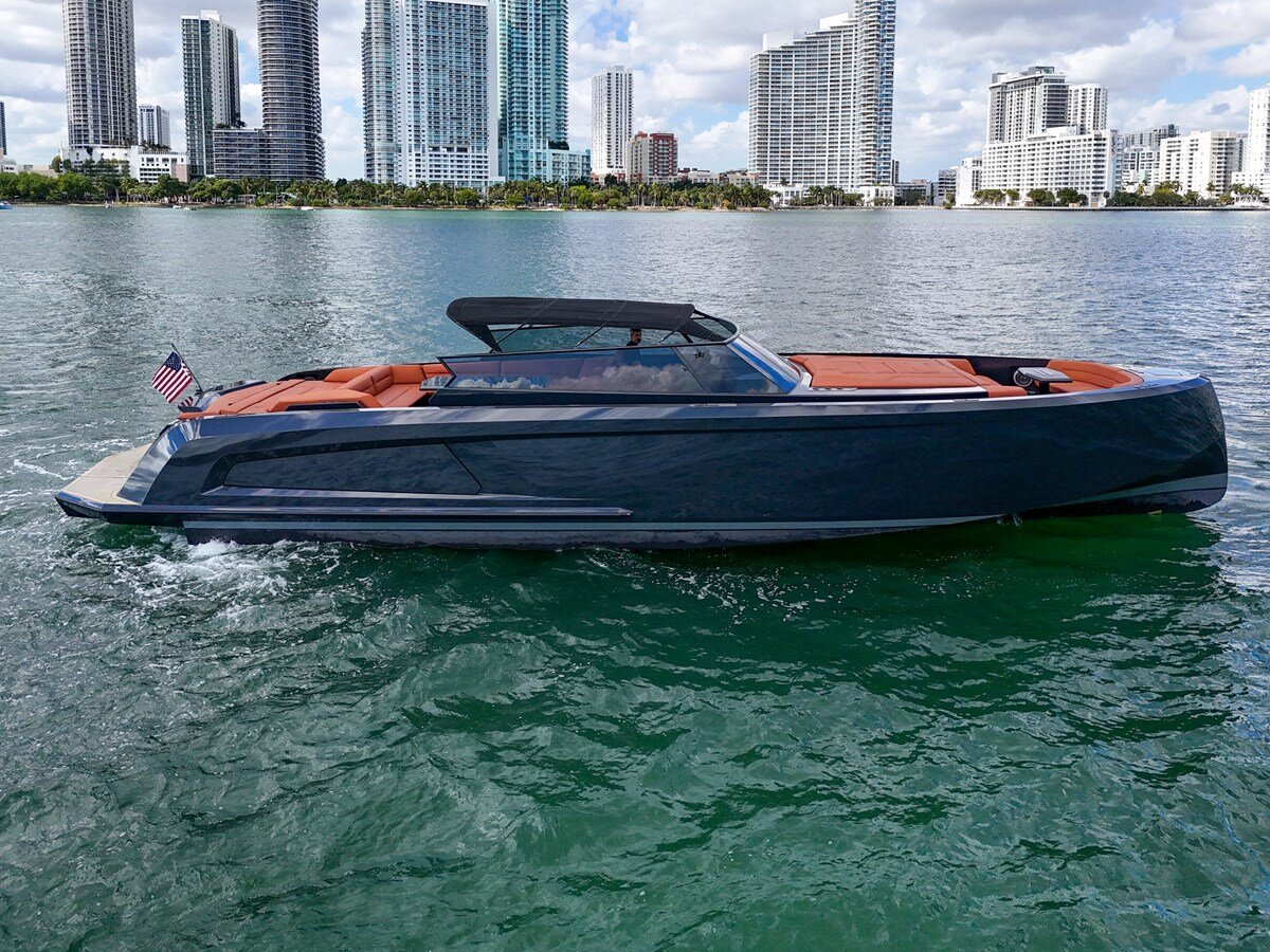 2020-vanquish-yachts-58-8-527902