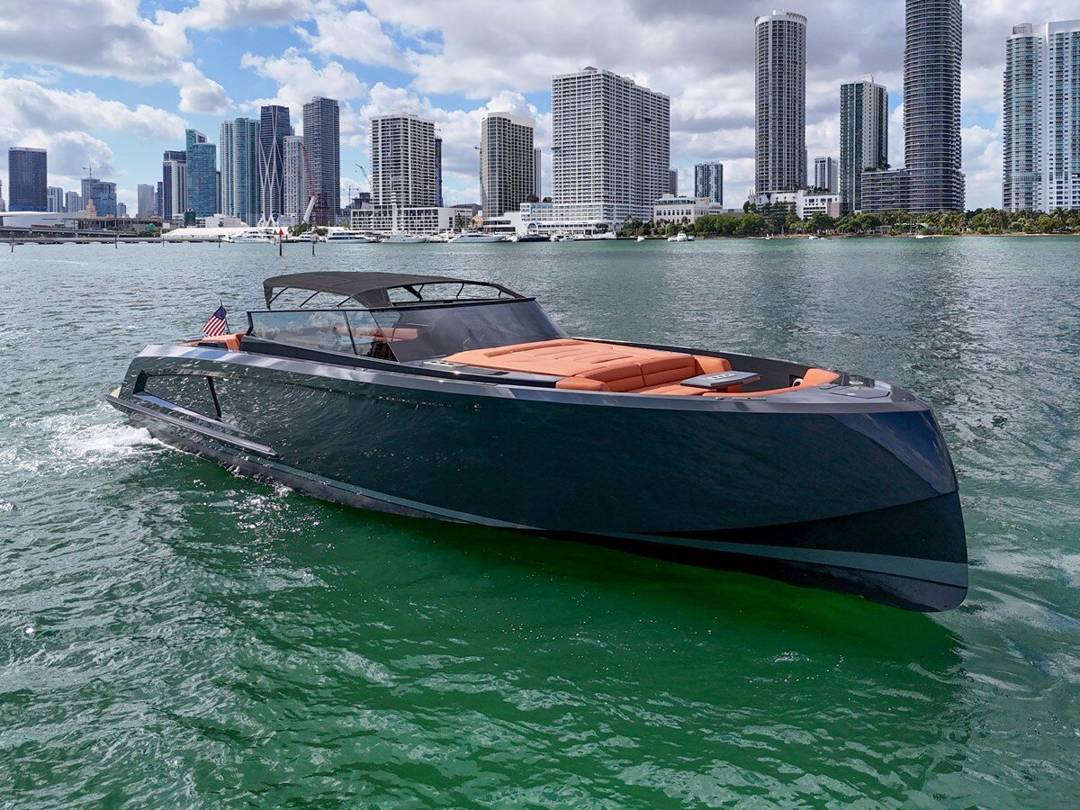 2020-vanquish-yachts-58-8-527902