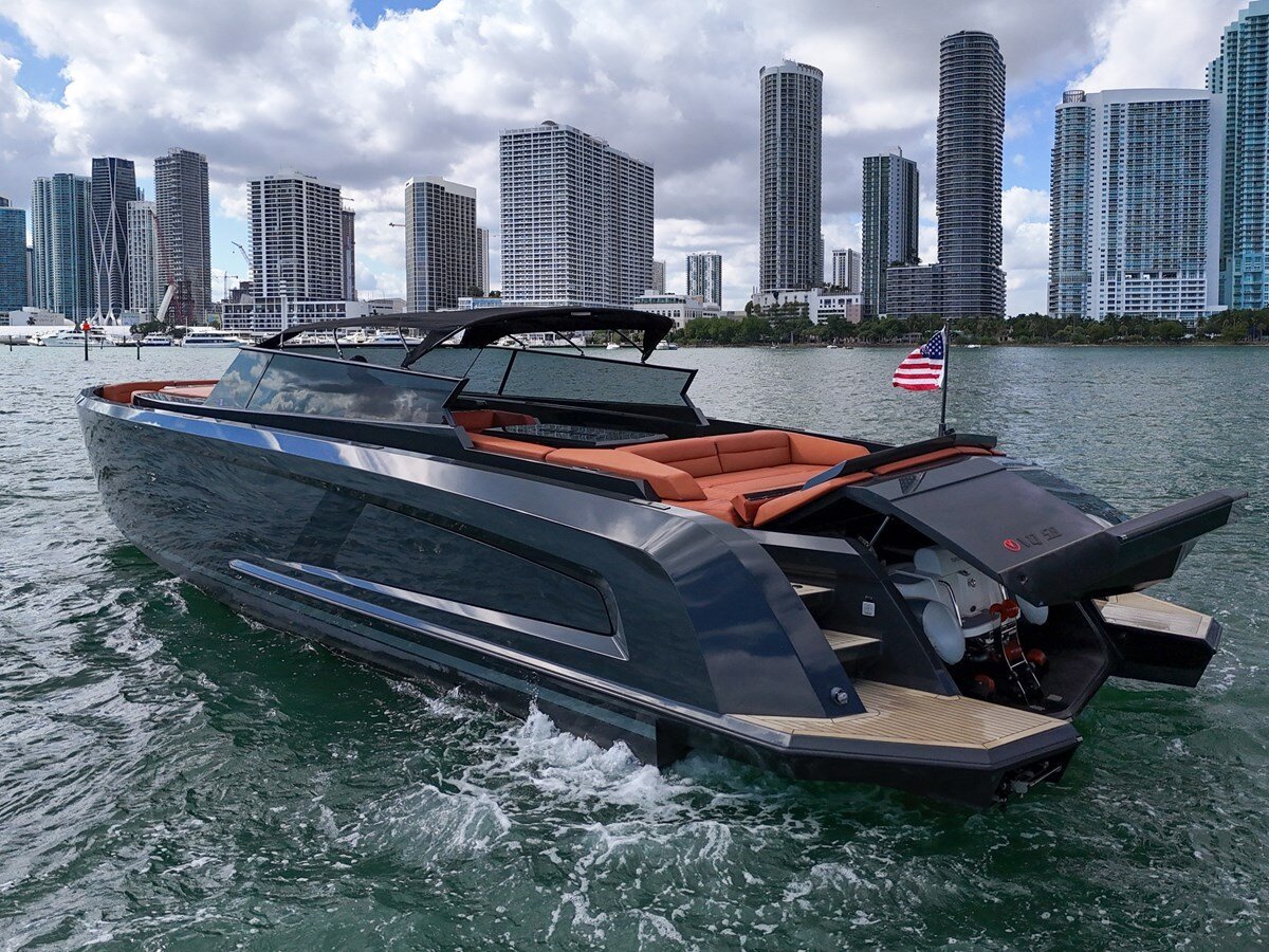 2020-vanquish-yachts-58-8-527902