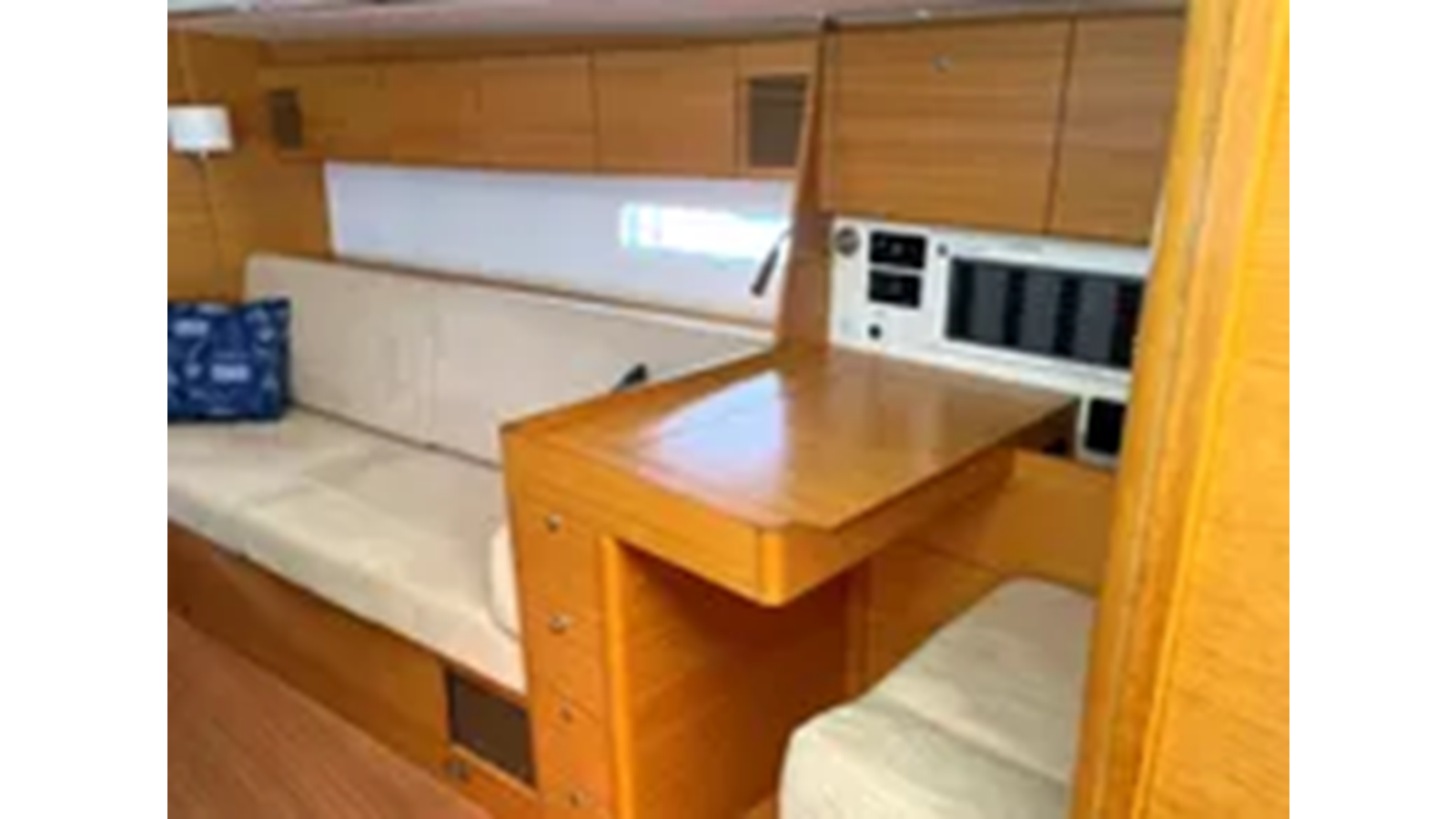 2020-x-yachts-39-6e1f5b