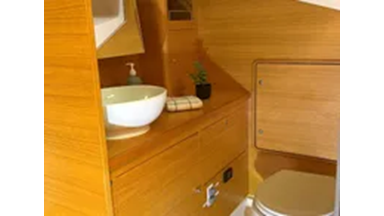 2020-x-yachts-39-6e1f5b