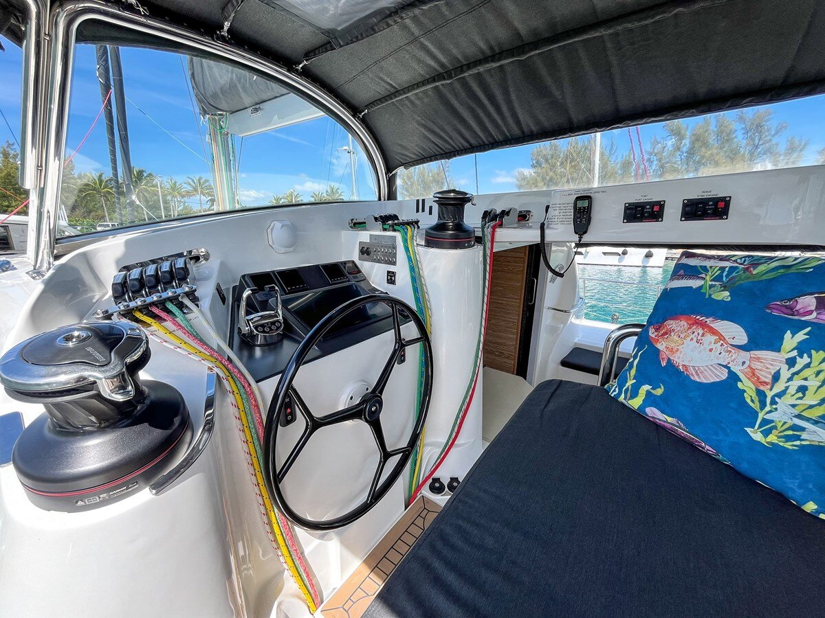 2020-xquisite-yachts-51-a86240