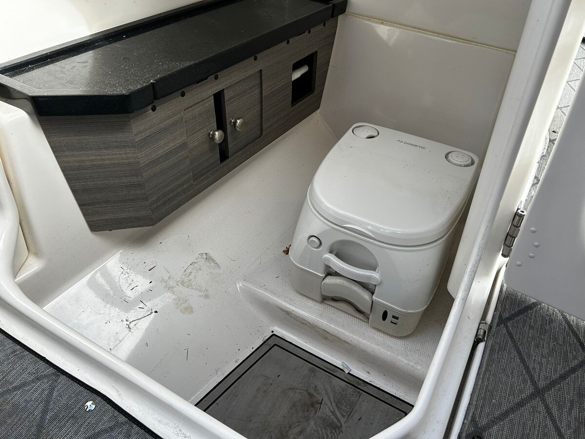 2020-yamaha-27-c11001