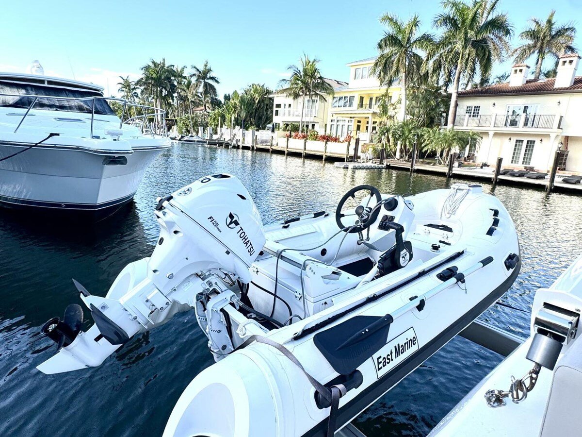 2021-aquila-44-1-a6da1d