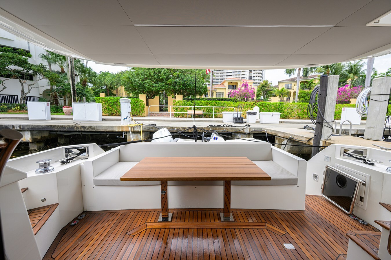 2021-astondoa-52-df7ced