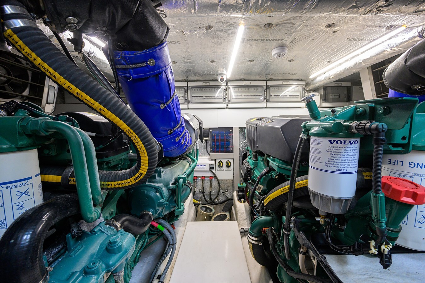 2021-astondoa-52-df7ced