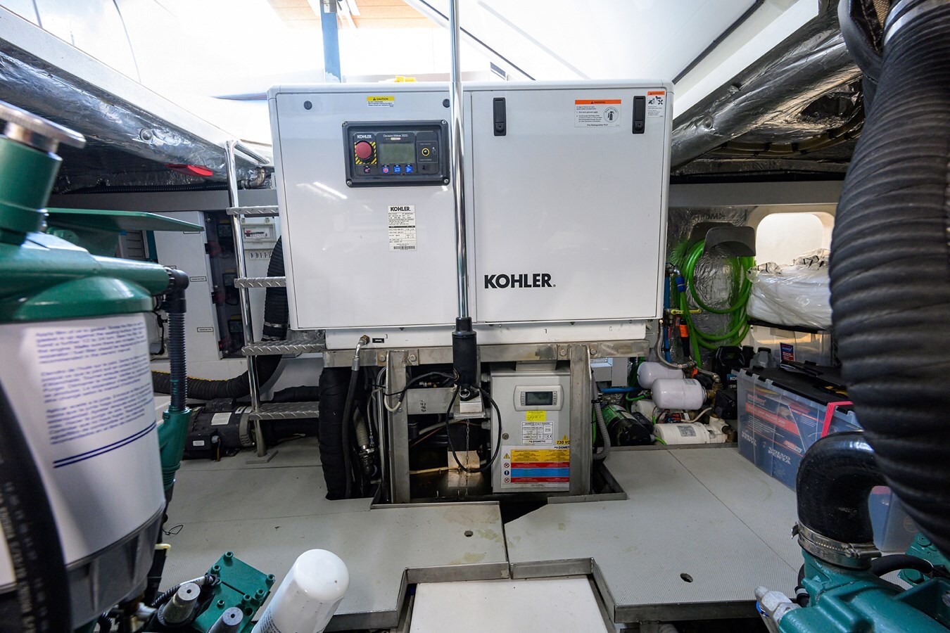 2021-astondoa-52-df7ced