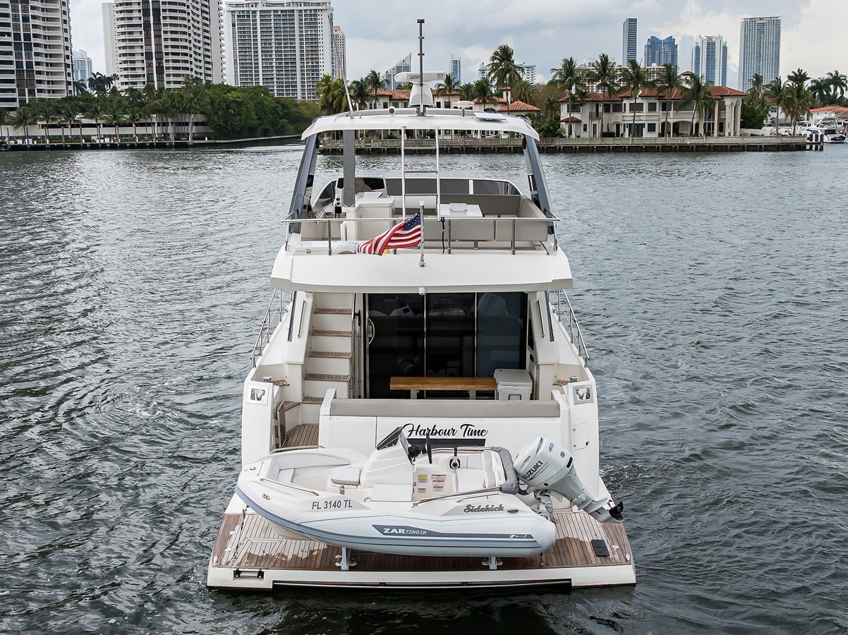 2021-astondoa-52-df7ced