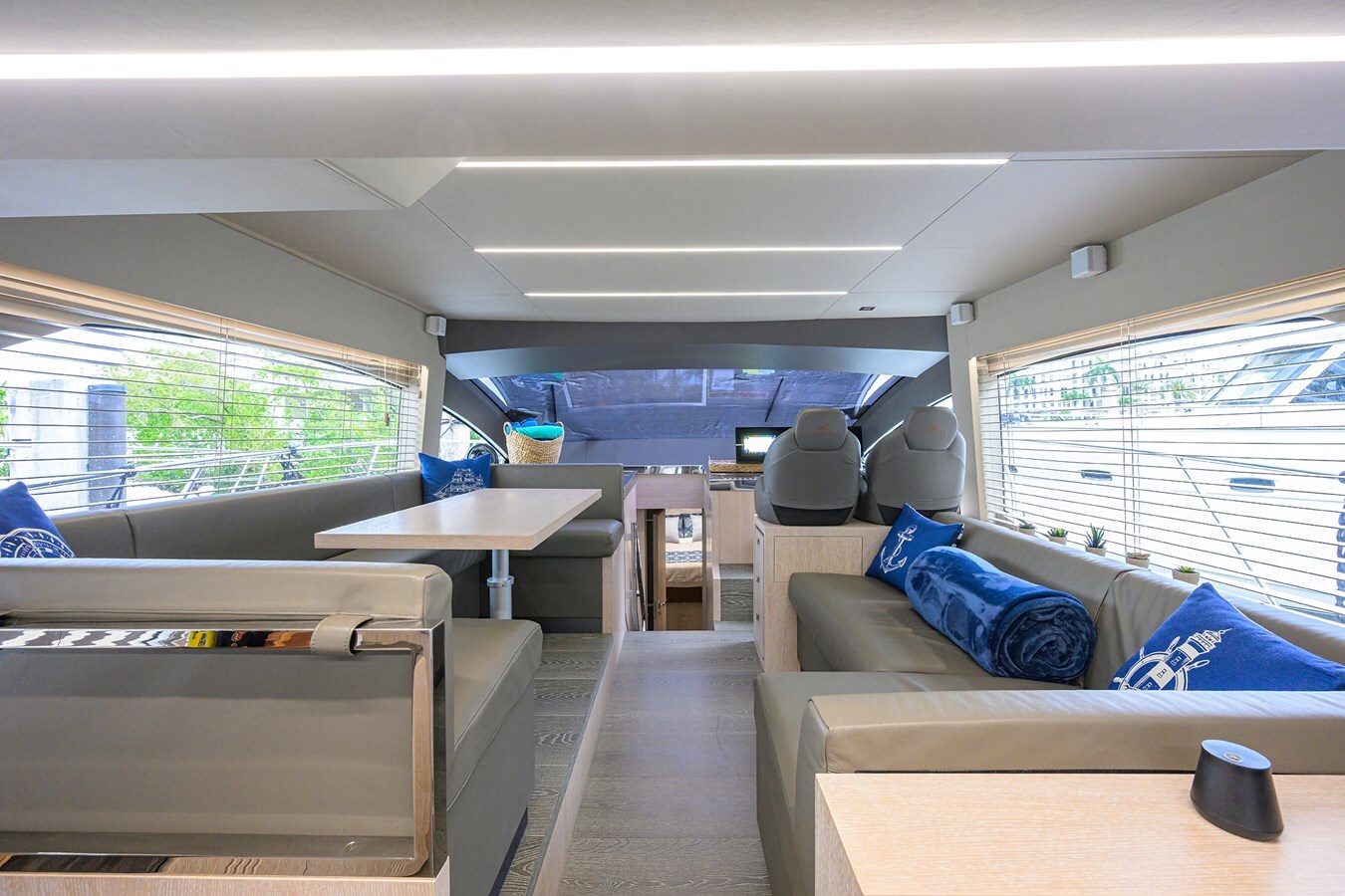 2021-astondoa-52-df7ced