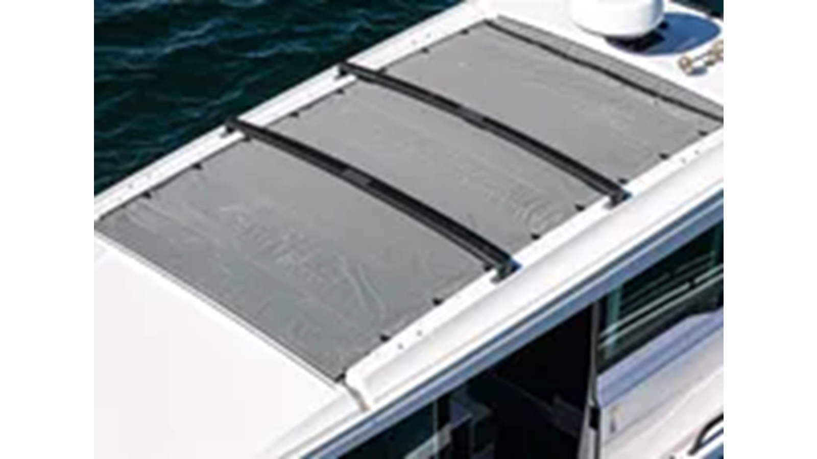 2021-axopar-37-8693d7