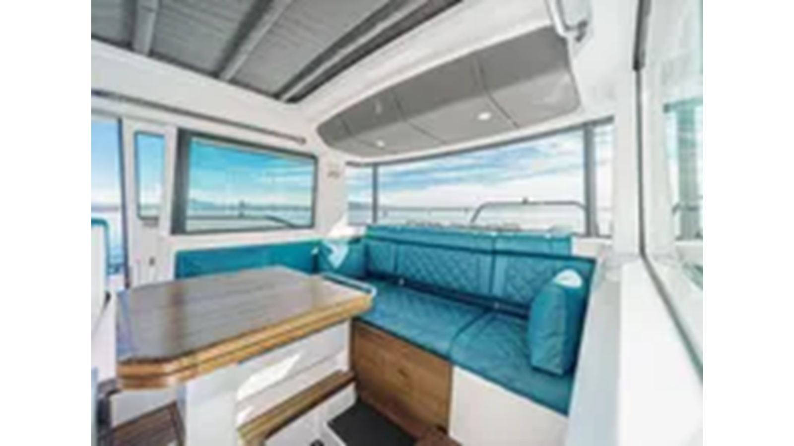 2021-axopar-37-8693d7