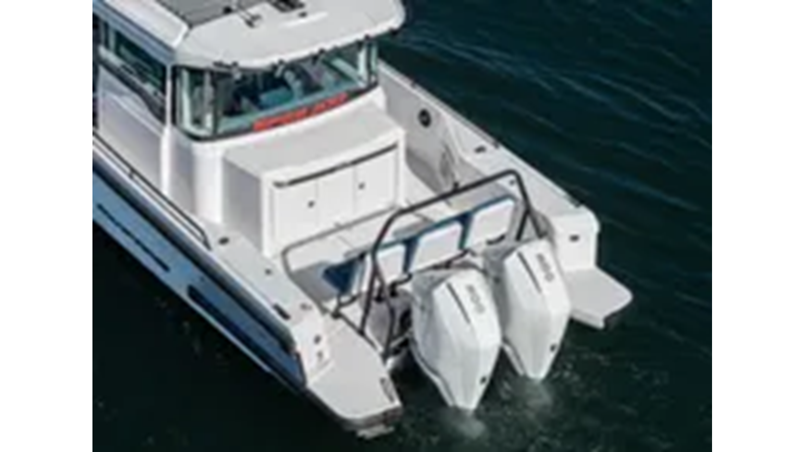 2021-axopar-37-8693d7