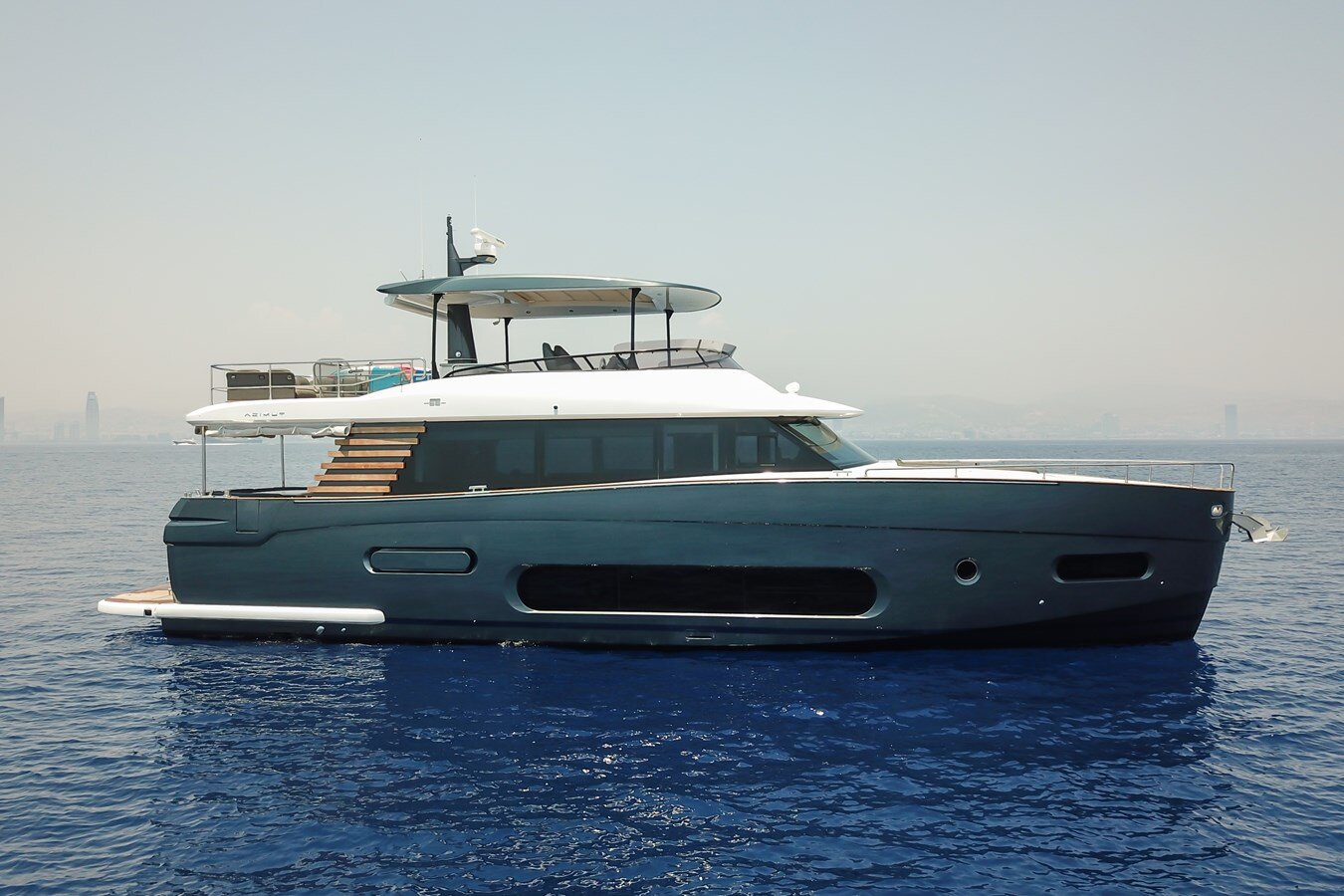 2021-azimut-yachts-66-2-3add0d