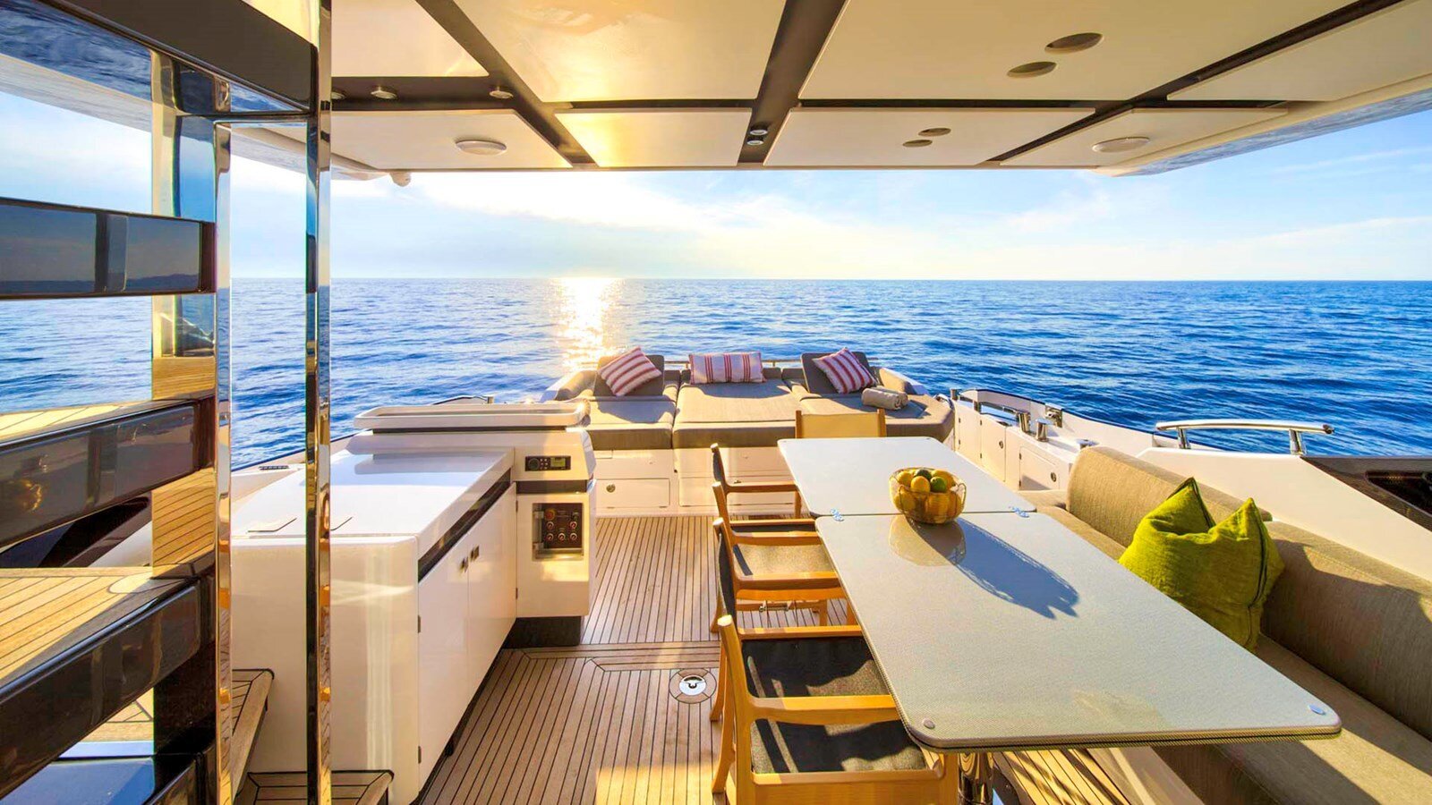 2021 AZIMUT YACHTS 70' 2