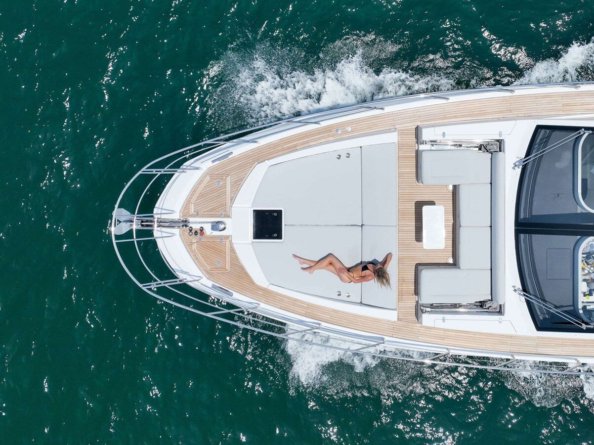 2021 AZIMUT YACHTS 70'