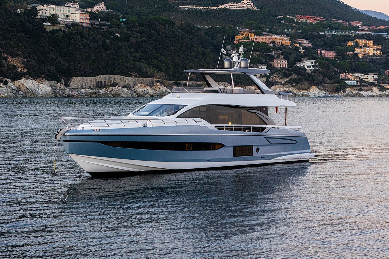 2021-azimut-yachts-77-7-1c06a0