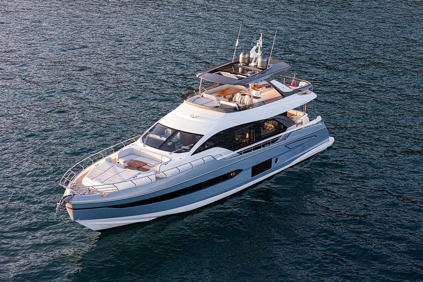 2021-azimut-yachts-77-7-1c06a0