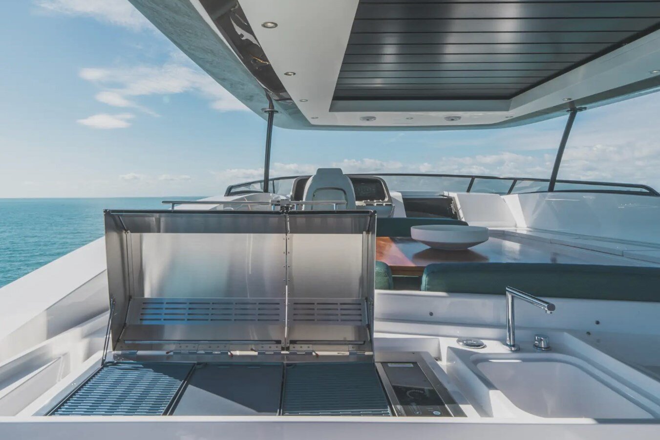 2021 AZIMUT YACHTS 82'