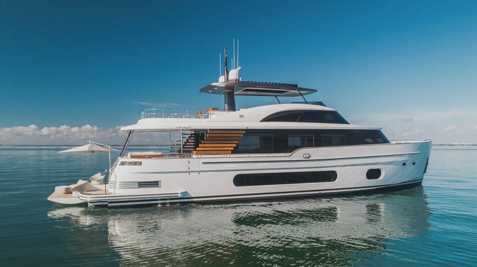 2021-azimut-yachts-82-b82889