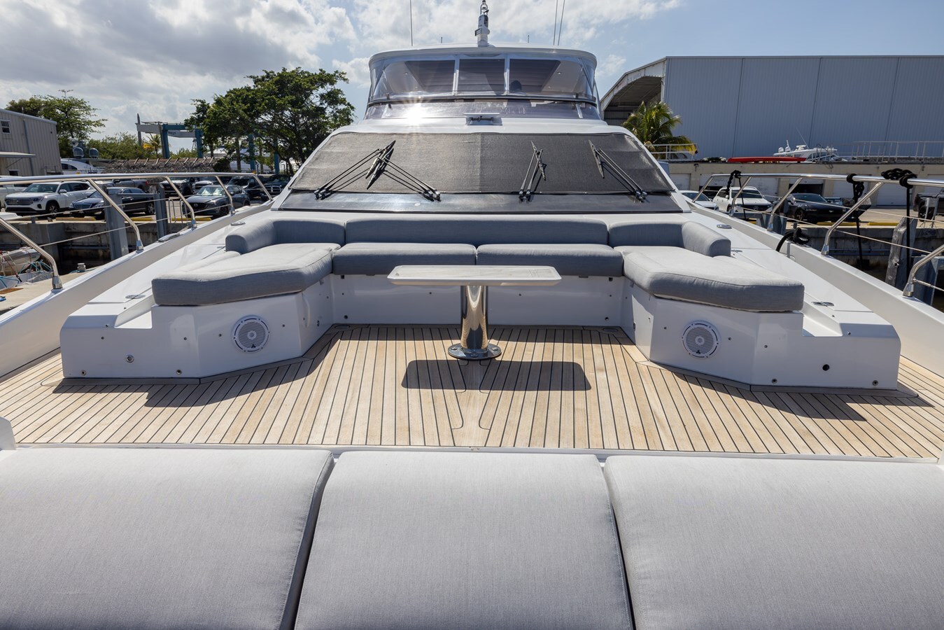 2021-azimut-yachts-88-8165ad
