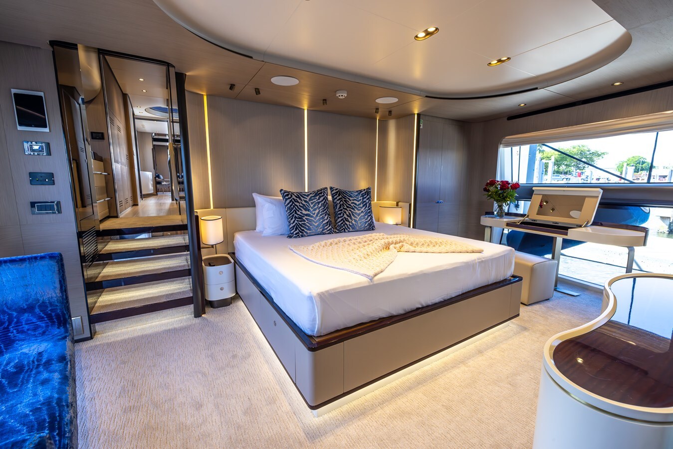 2021-azimut-yachts-88-8165ad