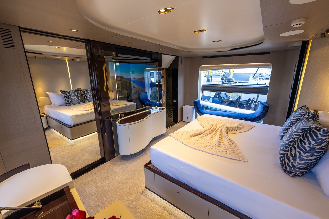 2021-azimut-yachts-88-8165ad