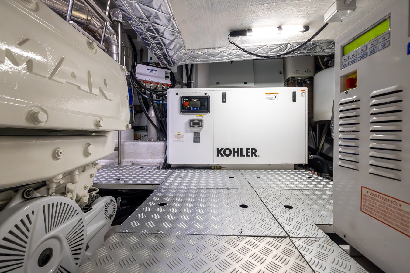 2021-azimut-yachts-88-8165ad