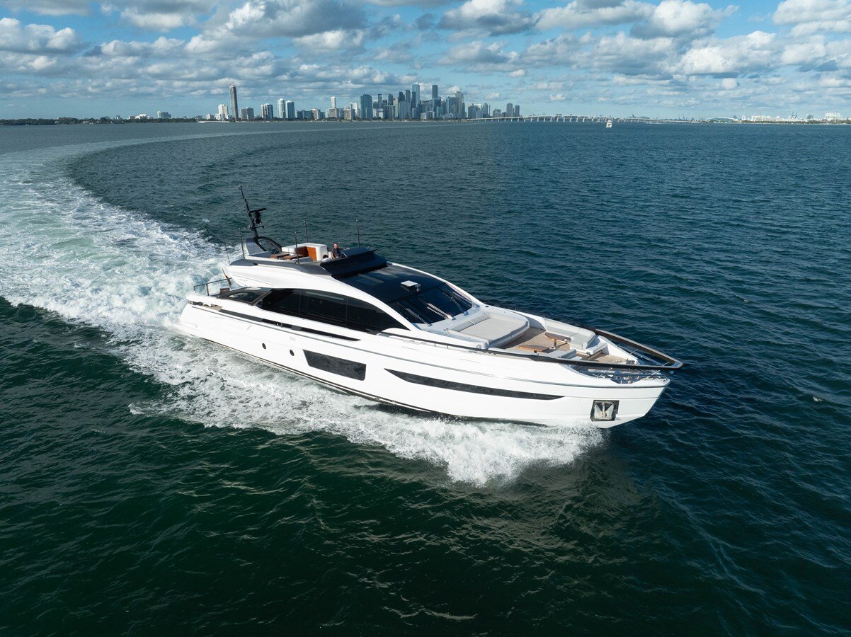 2021-azimut-yachts-94-7b064b