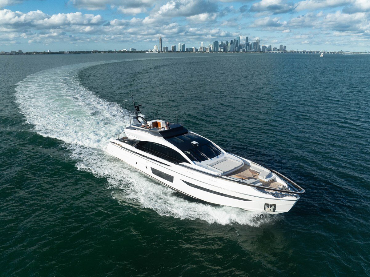 2021-azimut-yachts-94-7b064b