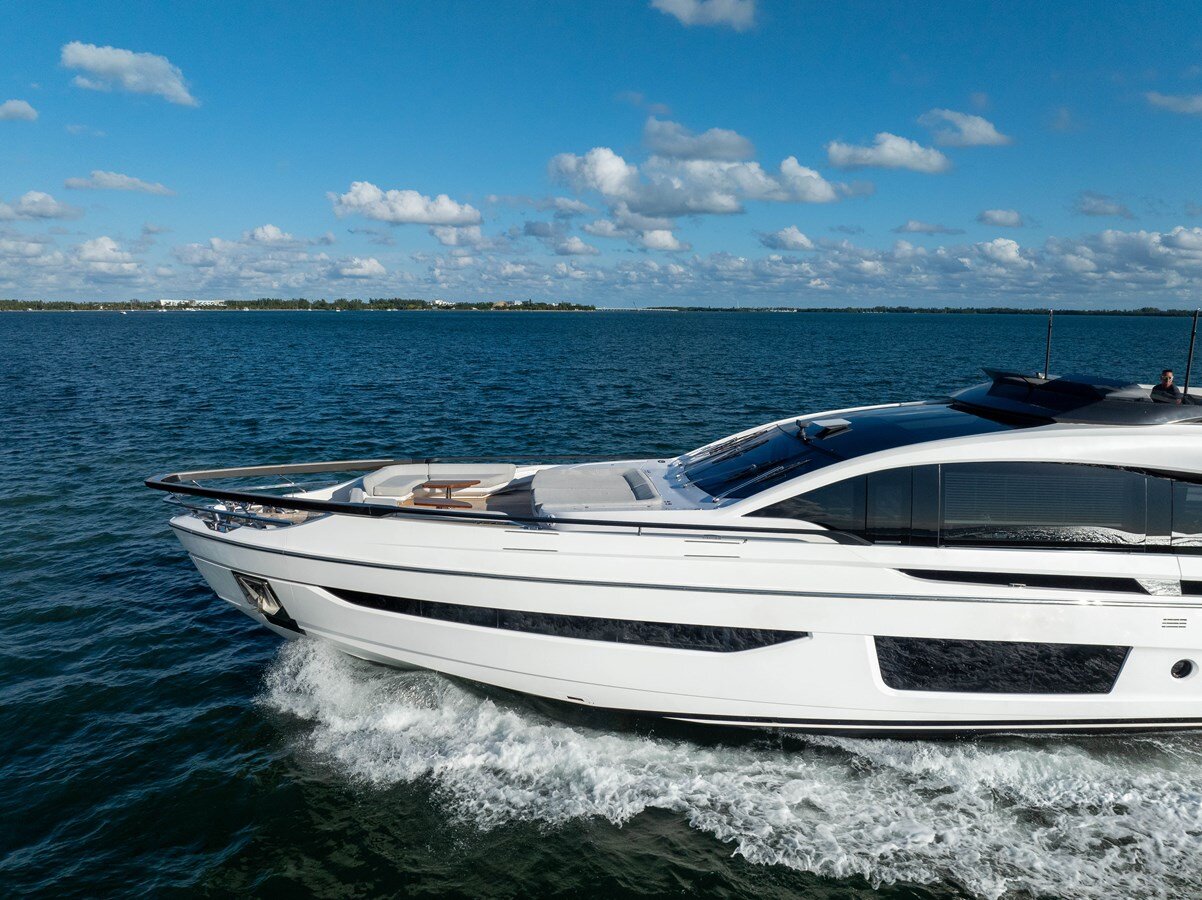 2021-azimut-yachts-94-7b064b