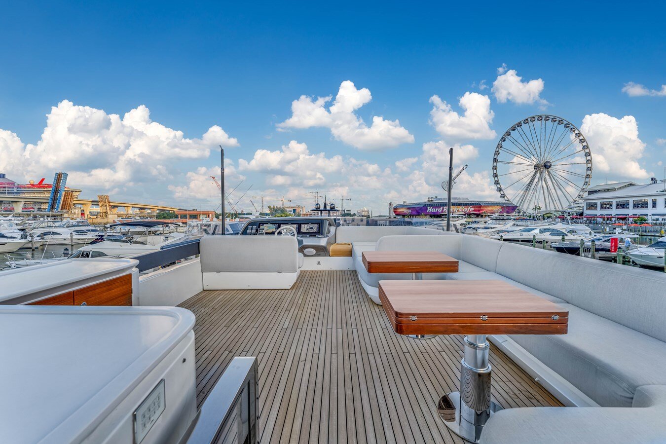 2021-azimut-yachts-94-7b064b