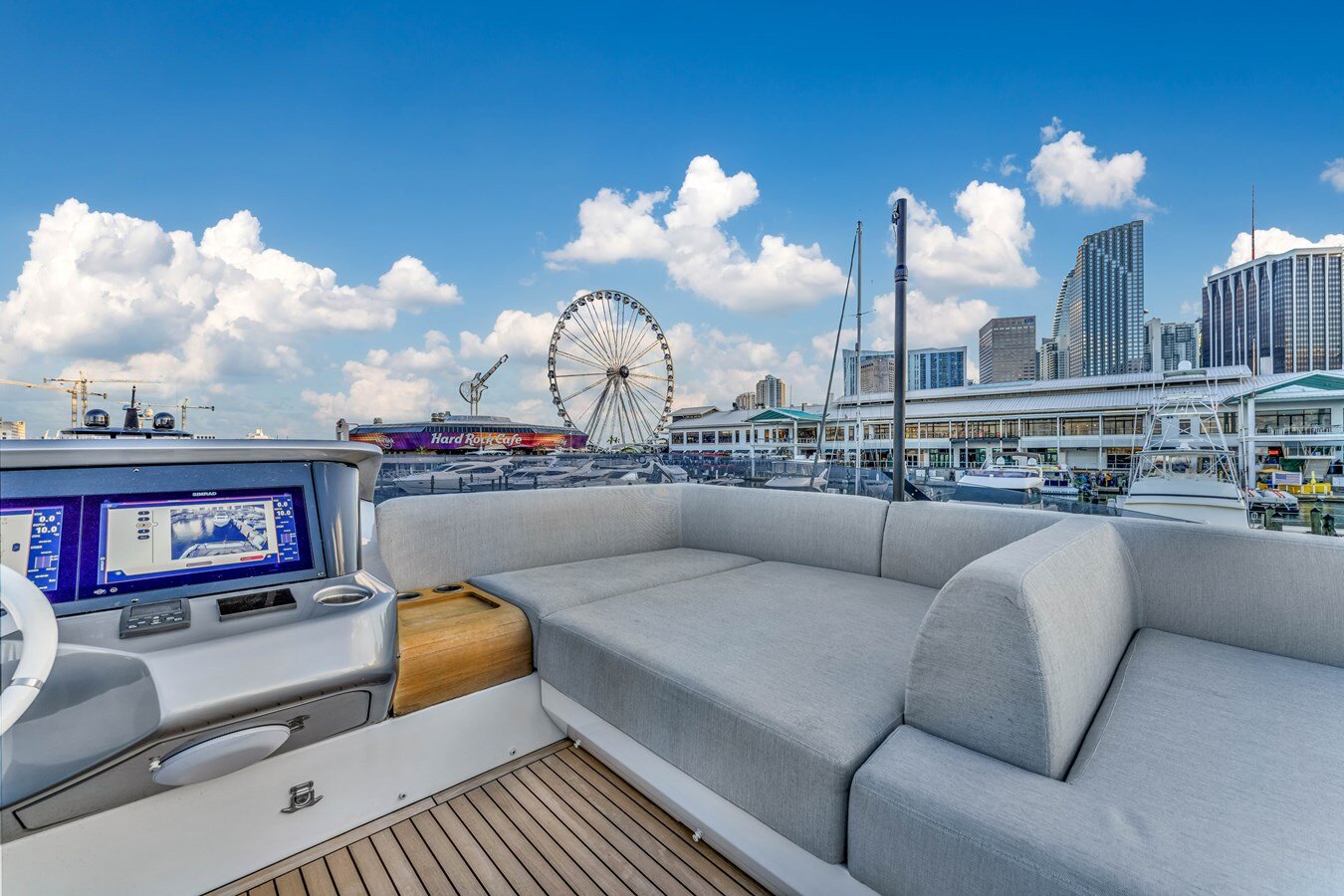 2021-azimut-yachts-94-7b064b