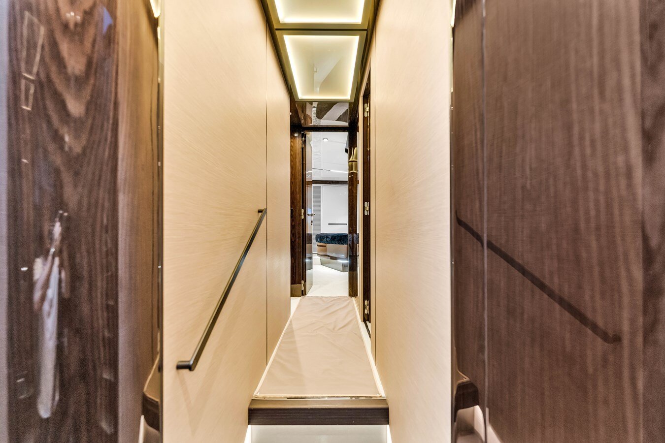 2021-azimut-yachts-94-7b064b