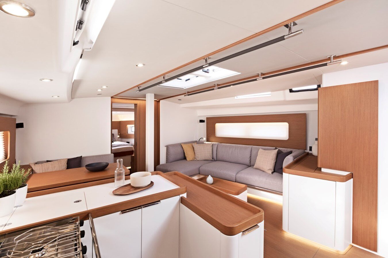 2021 BENETEAU 56' 3