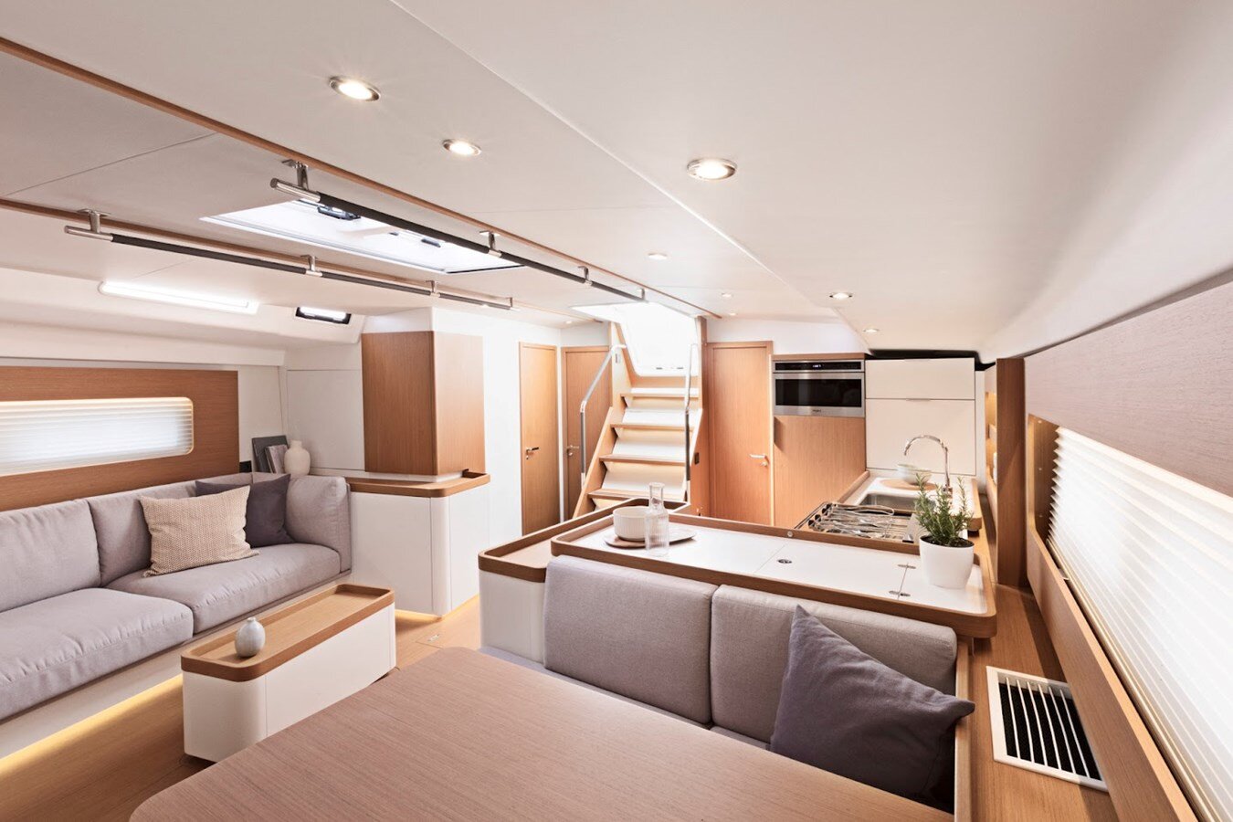 2021 BENETEAU 56' 3